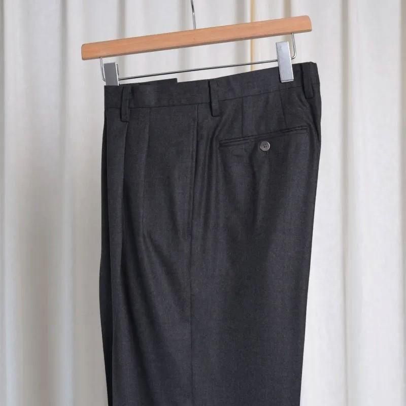 25A/W AURALEE ꡼ SUPER LIGHT WOOL TWO-TUCK SLACKS / TOP CHARCOAL