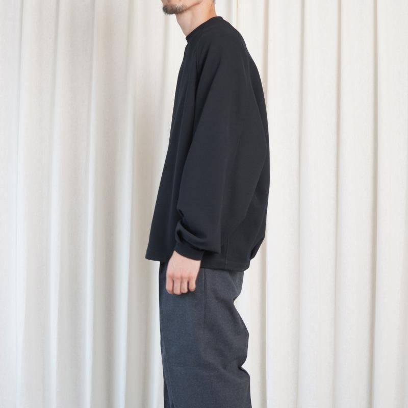 25A/WۡTHE RERACS 饯 THE RAGLAN SWEAT / BLACK