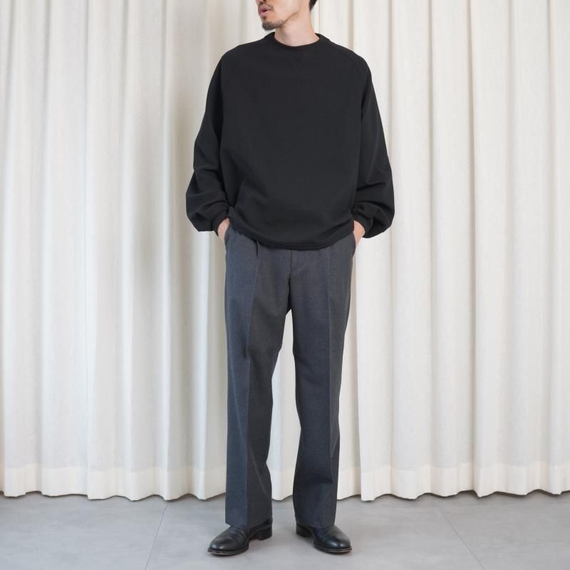 25A/WۡTHE RERACS 饯 THE RAGLAN SWEAT / BLACK