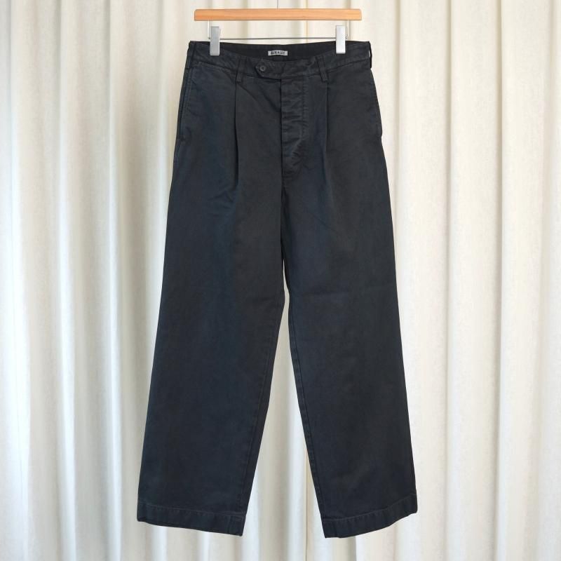 25A/W AURALEE ꡼ PRODUCT DYED FINX CHINO ONE-TUCK PANTS
 / FADED BLACK
