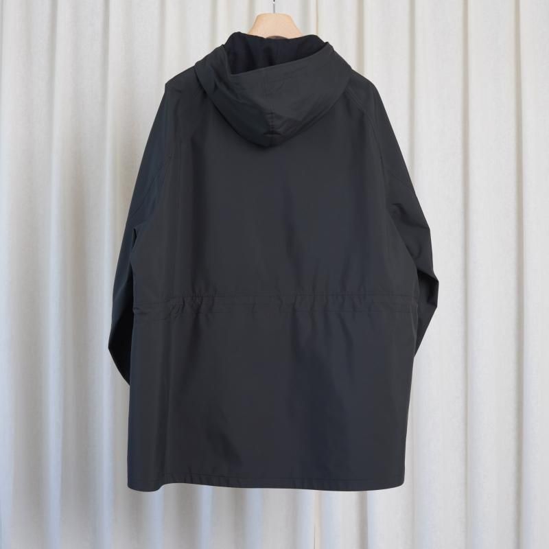 25A/WۡTHE RERACS 饯 RERACS MOUNTAIN SHELL PARKA / BLACK