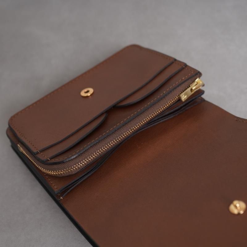 25A/W RESTOCKۡforme ե Short wallet ILCEA / BlackBrown