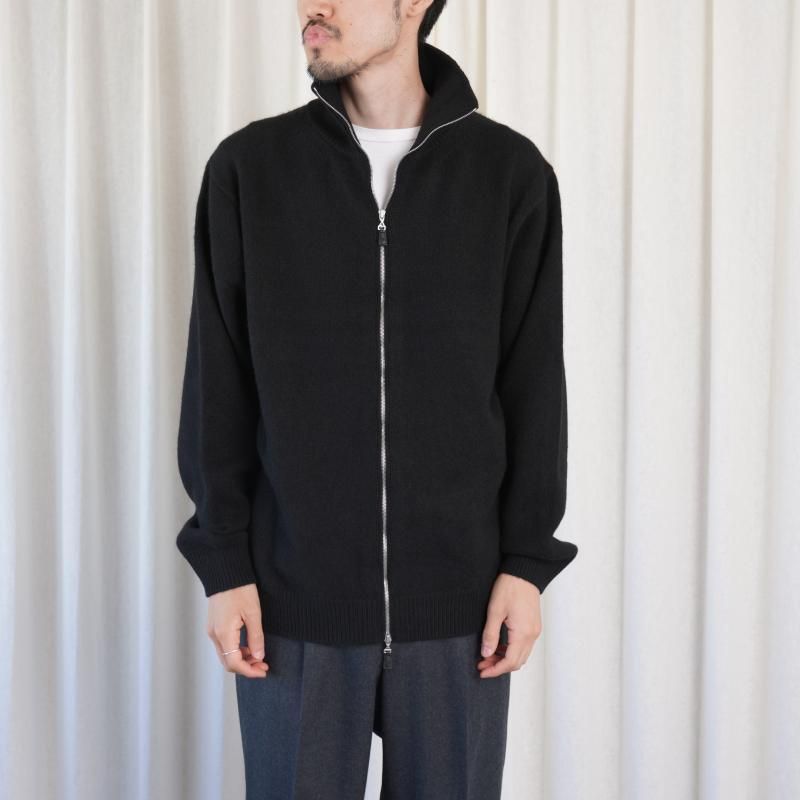 25A/WۡBATONER Хȥʡ MIDDLE WEIGHT INNOCENT CASHMERE DRIVERS KNIT  / SOLID BLACK
