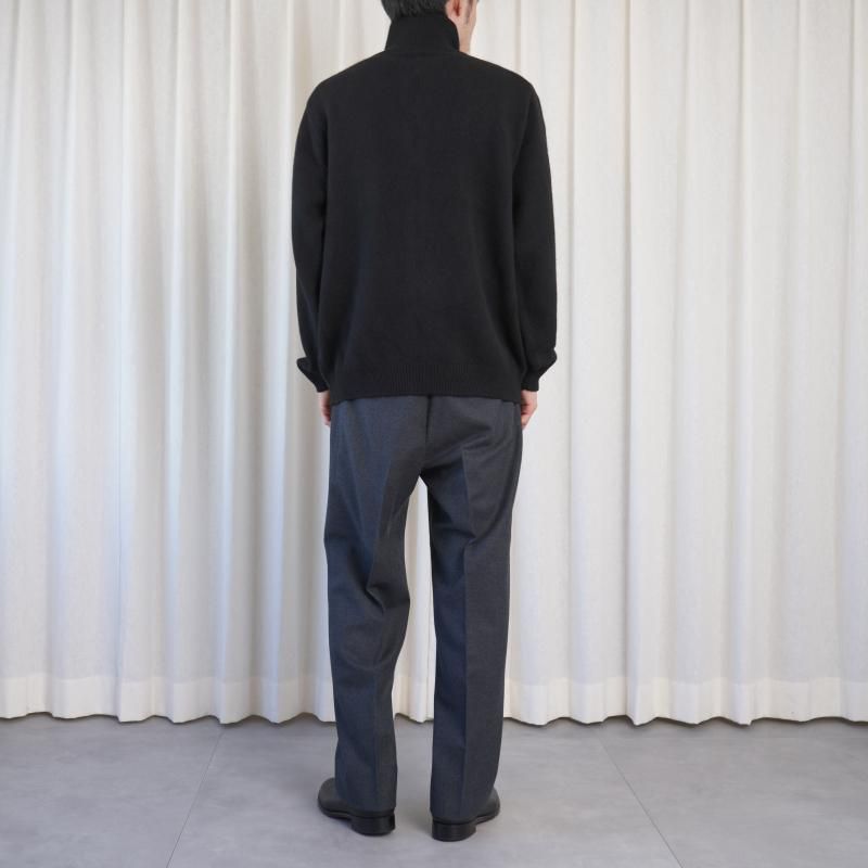 25A/WۡBATONER Хȥʡ MIDDLE WEIGHT INNOCENT CASHMERE DRIVERS KNIT  / SOLID BLACK
