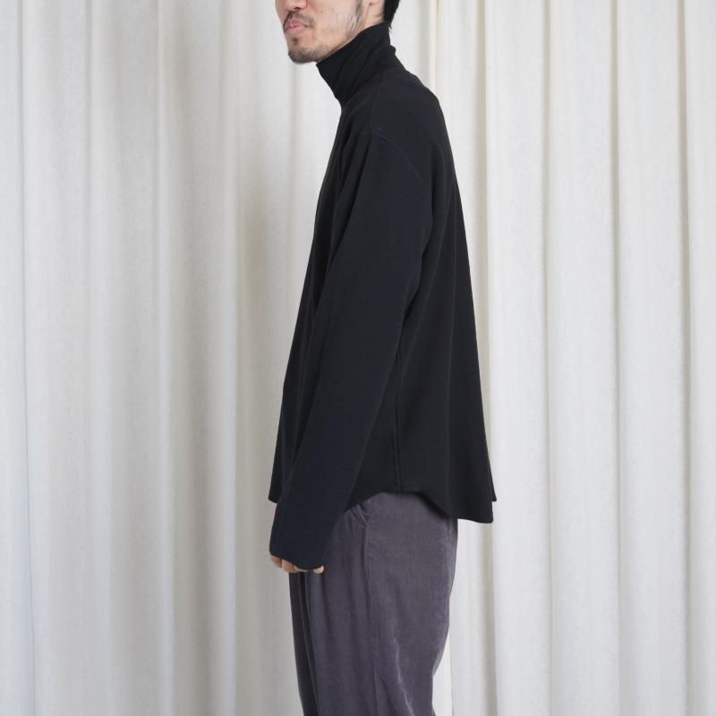 25A/WۡSaby  Х HIGH NECK LONG SLEEVE TEE / BLACK