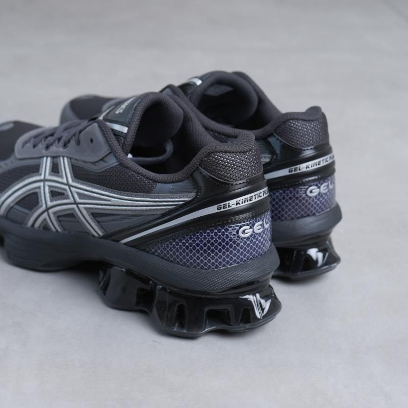  ASICS å GEL-KINETIC FLUENT / GRAPHITE GREY  PURE SILVER