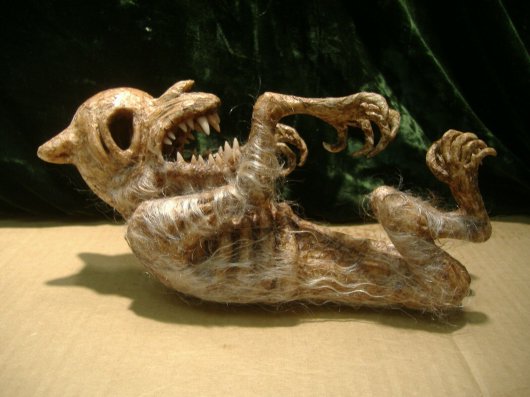 狼男の胎児 ミイラフィギュア 頭骨 骨格標本 剥製販売 Core Box
