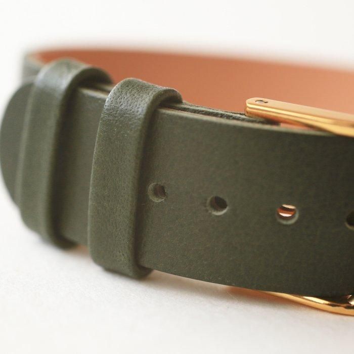 No.7 カーキ 手作りの腕時計用革ベルト｜シーブレーンの