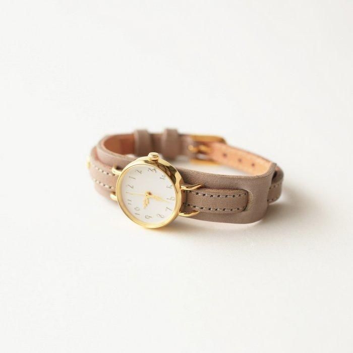 a様ベルトベージュ2値札なし ベルト／型押しフェイクレザー／ゴールドラウンドバックル