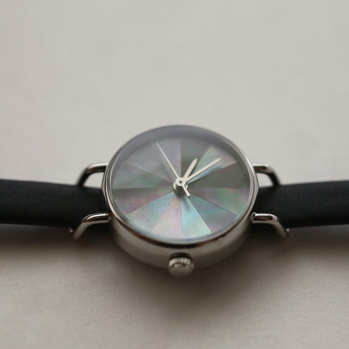 黒蝶貝 ステンレス・レディース 腕時計 ｜ 日本の美を楽しむシンプルな手作り腕時計【はなもっこ】