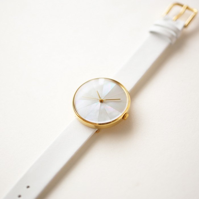 白蝶貝 ユニセックス 腕時計 ｜ 日本の美を楽しむシンプルな手作り