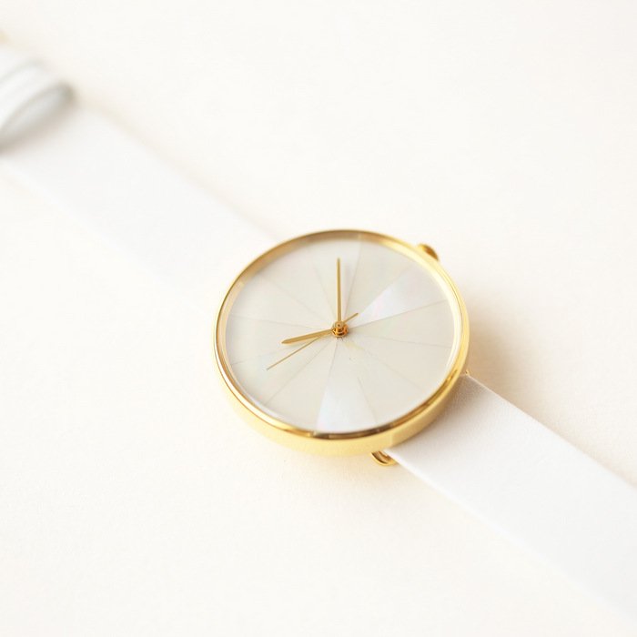 白蝶貝 ユニセックス 腕時計 ｜ 日本の美を楽しむシンプルな手作り