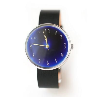 はなもっち　0107 ♡ ユニセックスタイプ【クルチュアン】 手描きの文字盤と、多彩な