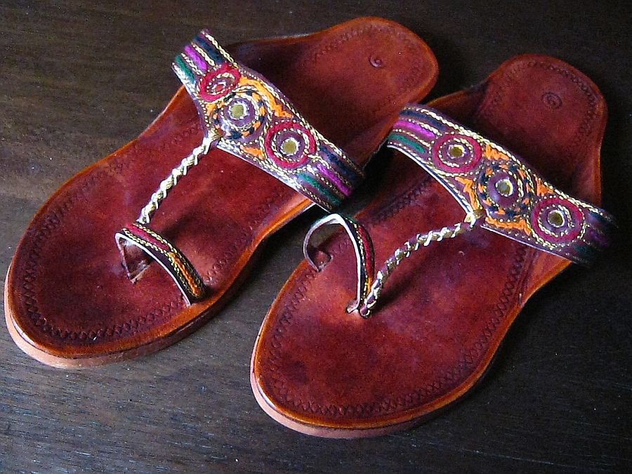 ジューティー(ジューター)、インドの靴、チャッパル、インドサンダル インドアクセサリーセットとインド民族衣装の通販ショップindia import  shop 『mantra』