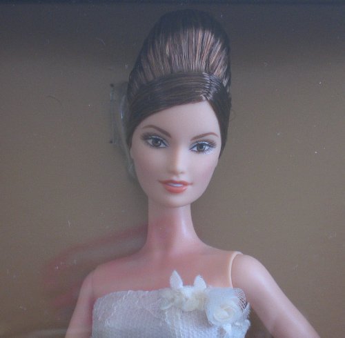Vera Wang Bride Barbie Doll - The Romanticist Gold Label (2008) -  バービー人形の通販・販売なら【ピーチェリノ】