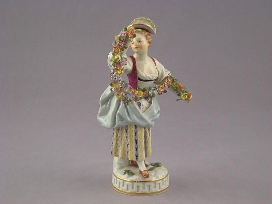 ✤1924年以前✤マイセン(Meissen)✤『マフを持つ女性』 - 工芸品