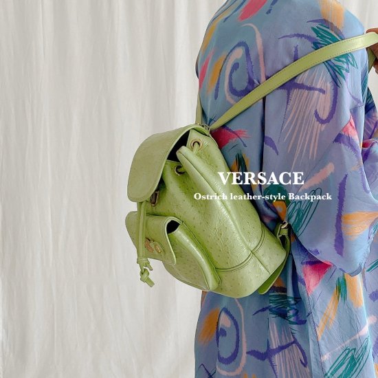 VERSACE オーストリッチパターン リュックヴェルサーチ - リュック