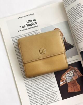 CHANEL Leather wallet