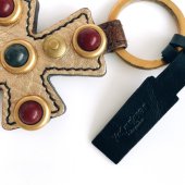 Yves Saint Laurent / cross leather keychain