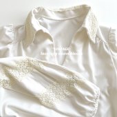 VINTAGE lace long sleeve blouse

