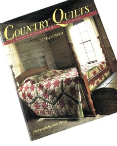 Vintage book "Country Quilts " 
