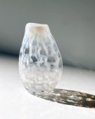 VINTAGE glass vase "scale milk"
