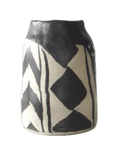 African pattern clay pot / φ8×H10.5 cm
（nerikomico)