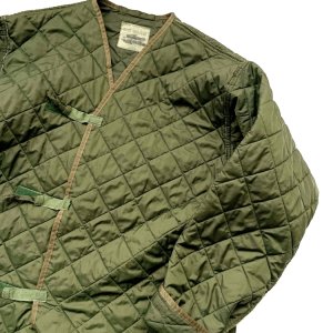 90s VINTAGE British army quilted liner jacket