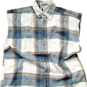 VINTAGE sleeveless flannel shirt 