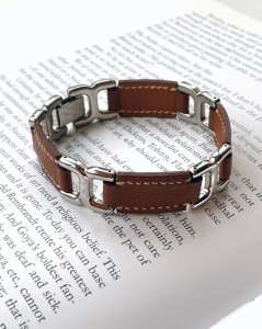 HERMES / Leather & clasp bracelet