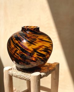 VINTAGE marble glass vase