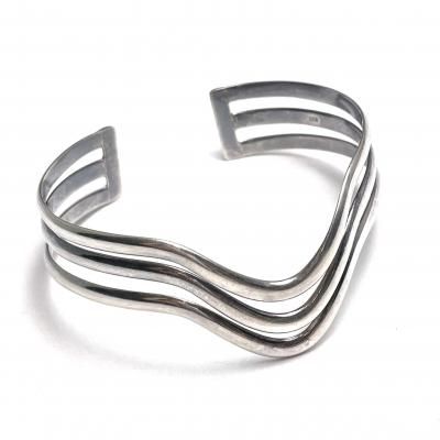Vintage Wave Silver Bangle NAVAJO