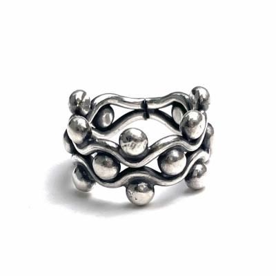 Karen silver ring "Many balls & waves"