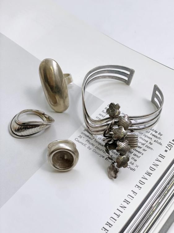 銀製 アンティーク小物入れミャンマー産カレンシルバー Old Karen silver ring