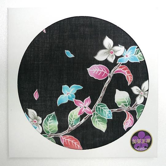 新品　京加賀友禅(作家物)にぷっくり存在感有る 大きめ手刺繍が沢山の新品セット 加賀友禅ハンカチ 山帽子 - 茜や（金沢加賀友禅工房）