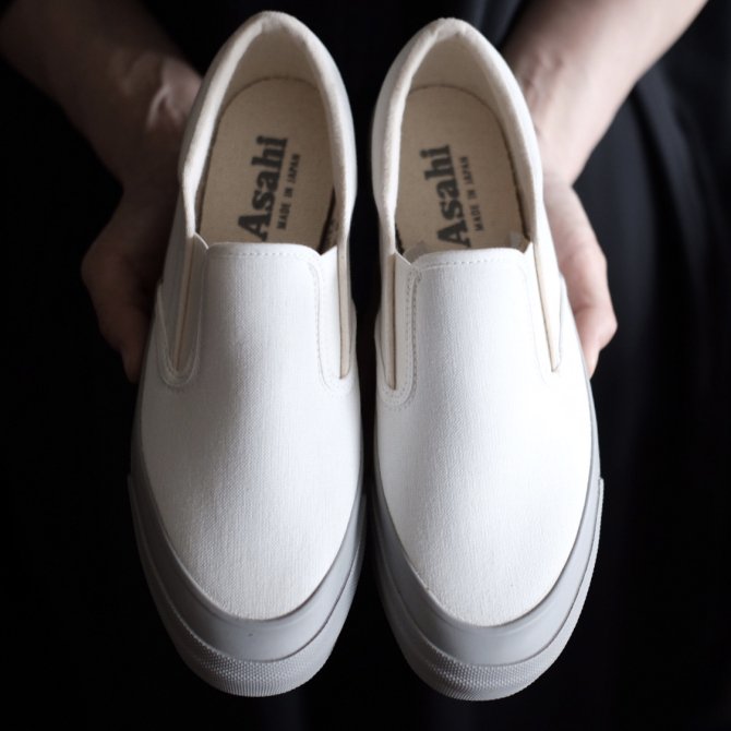 ASAHI DECK SLIP-ON　 WHITE/GRAY