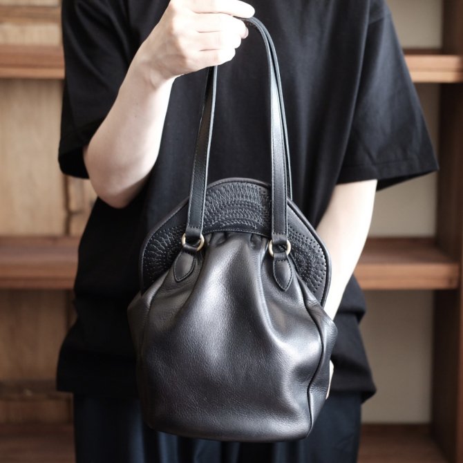 Yammart ハンドバッグ stitch hand bag black