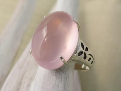 ローズクォーツリング ストーンスパイア