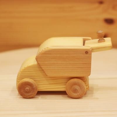 DEBRESK（デブレスカ）の北欧の郵便車 小サイズ
