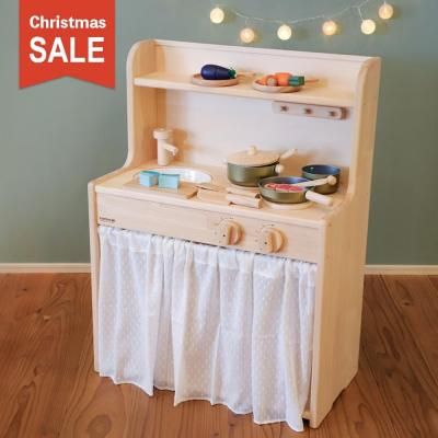 エドインターのままごと食材。木製の牛乳はデザインもカワイイ必須