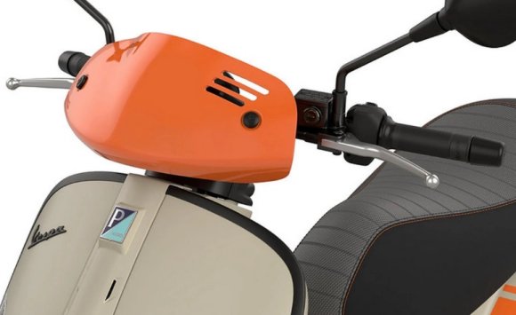 1B010971000A17 ヘッドライトフェアリングGTV300 - VESPA99.com ONLINE SHOP