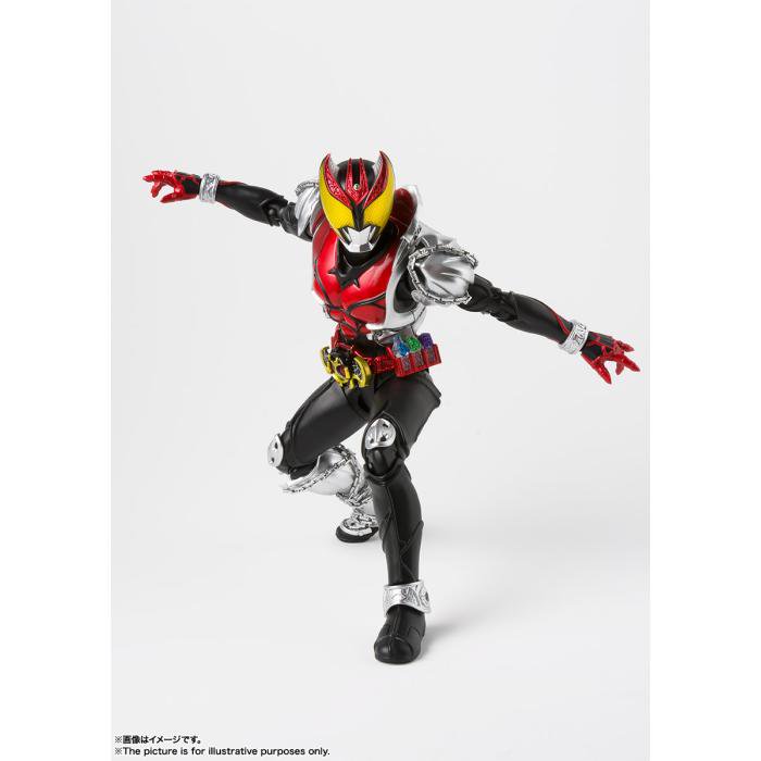 特典】S.H.Figuarts (真骨彫製法) 仮面ライダーキバ キバフォーム