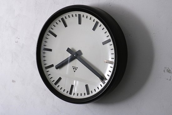 アンティーク掛け時計｜PRAGOTRON - カフェスタイルのアンティークな古