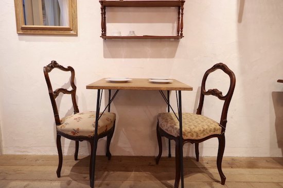アンティークテーブル　カフェテーブル　フランスアンティーク　古家具　古道具クウネル