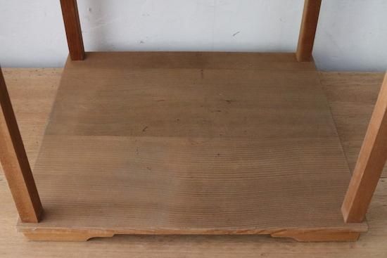 昭和レトロ花台 置台 W36 5 D32 5 H48 5cm 西荻窪アンティーク 古家具 古道具のカフェスタイル雑貨ショップ ひぐらし古具店 昭和レトロ花台 置台 W36 5 D32 5 H48 5cm 西荻窪アンティーク 古家具 古道具のカフェスタイル雑貨ショップ ひぐらし古具店