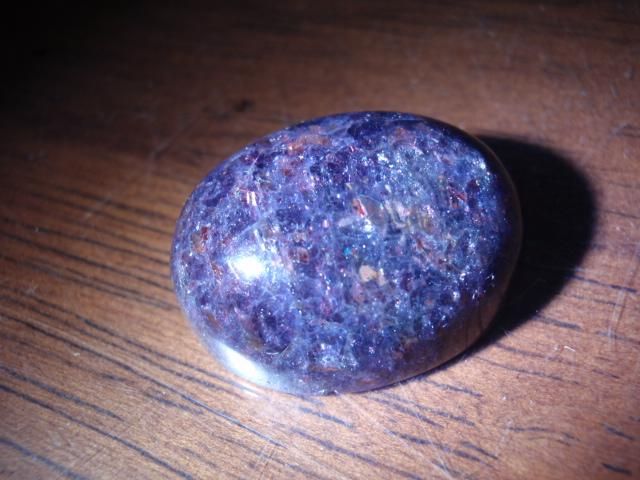 アイオライト・サンストーン ルース 「五徳」