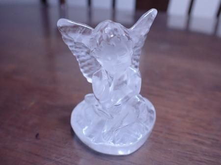 ☆特選一品☆幸福を運ぶ『天使モチーフ』【天然水晶エンジェル彫り置物