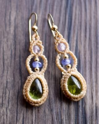 オパールペトリファイドウッド マクラメピアス ブルーオパールペトリファイドウッド ピアス（フック・チェーン） ぬち