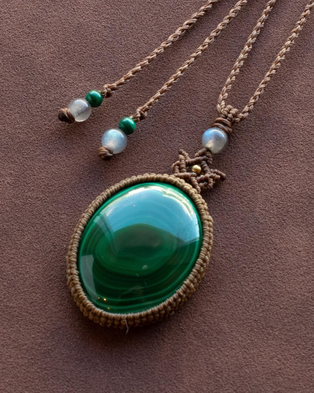 マラカイト|マクラメペンダント - 天然石＋マクラメアクセサリー