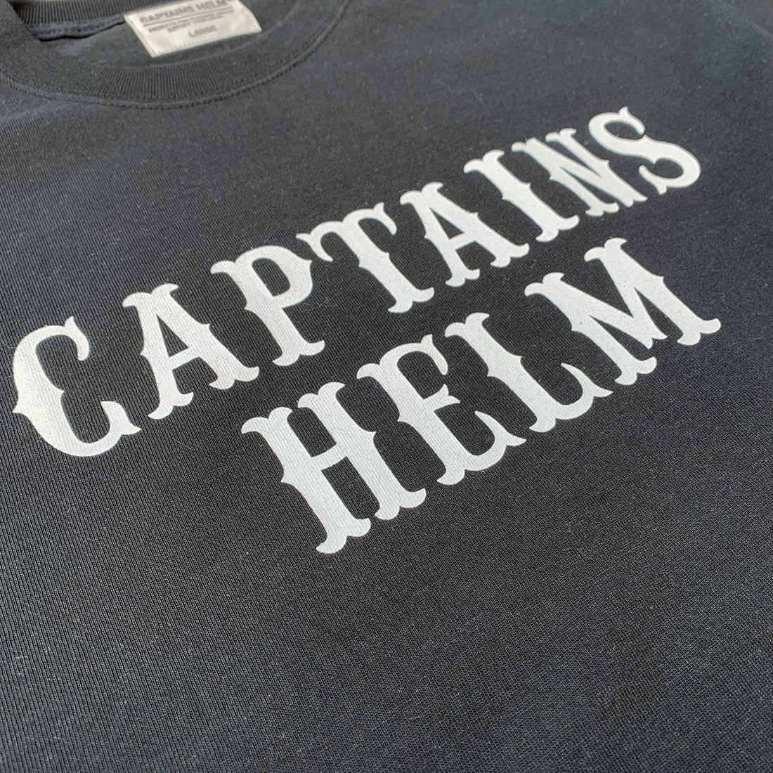 CAPTAINS HELM LIMITED LOGO TEE Lサイズ 売り出し最安値 - www